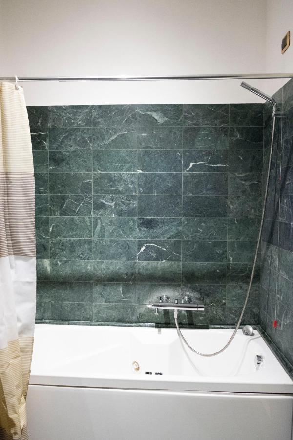 Tritone Apartment Rome Luaran gambar