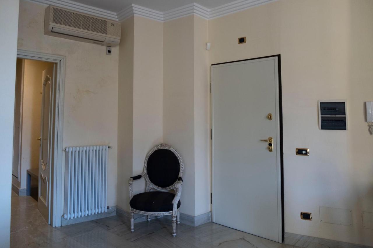 Tritone Apartment Rome Luaran gambar